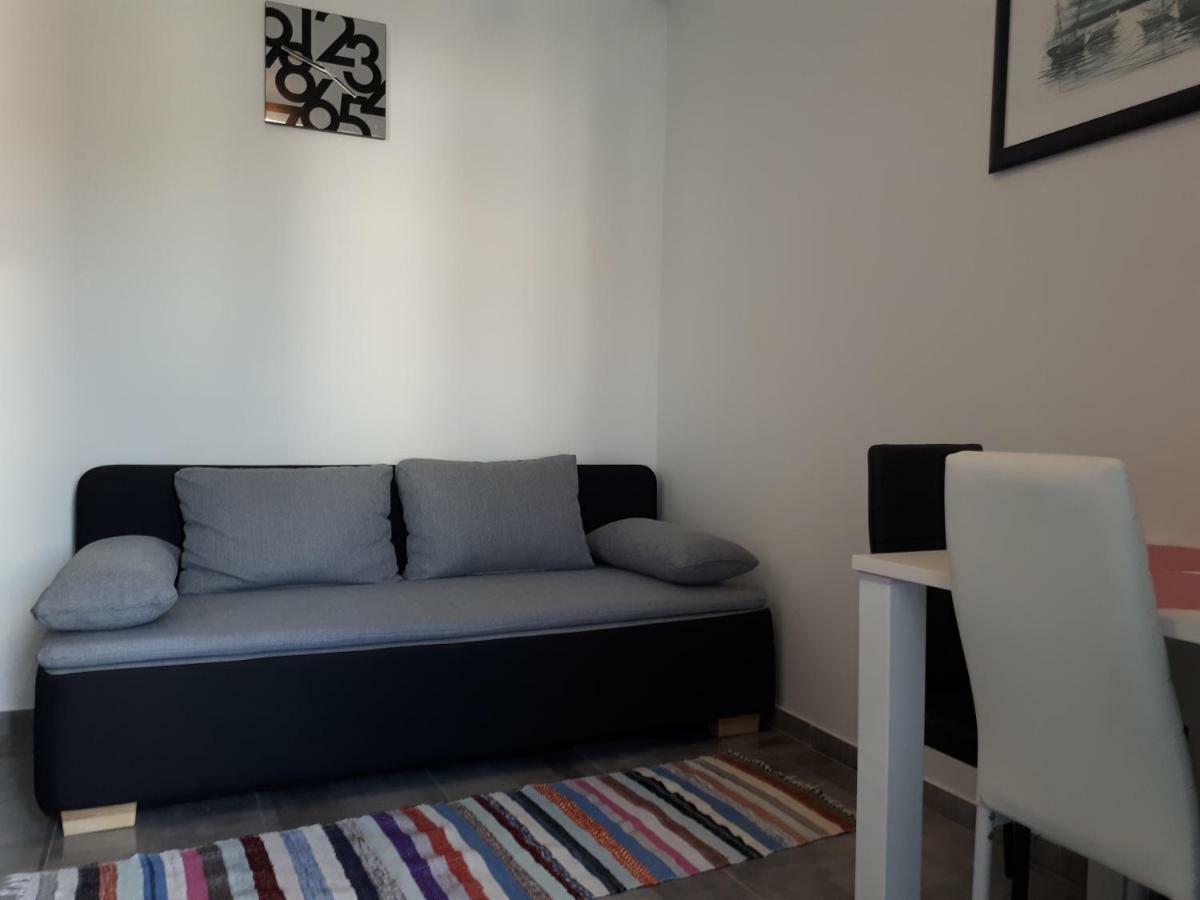 Apartmani Korina Starigrad Paklenica Dış mekan fotoğraf