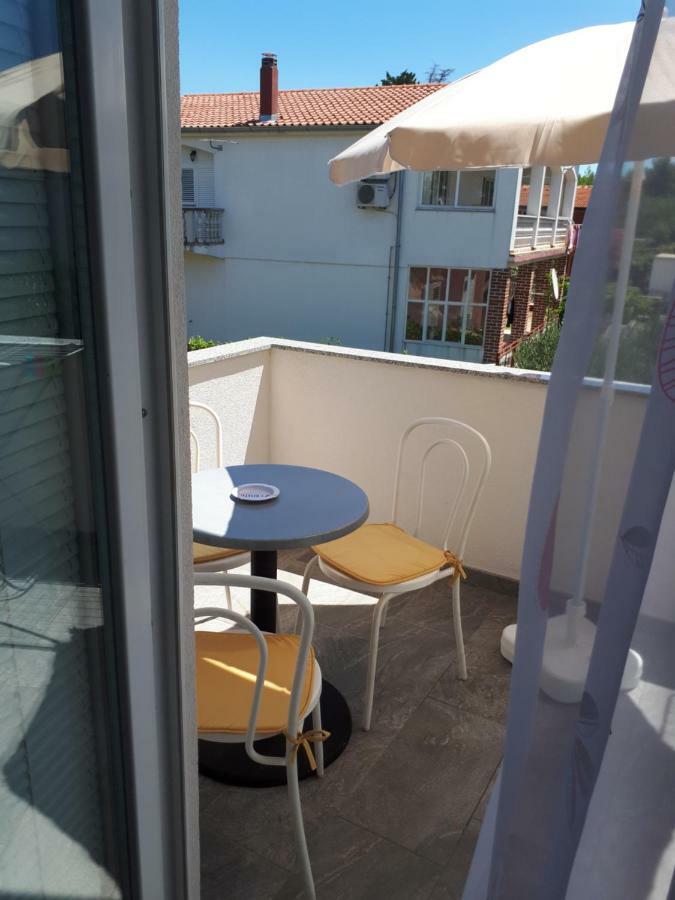 Apartmani Korina Starigrad Paklenica Dış mekan fotoğraf