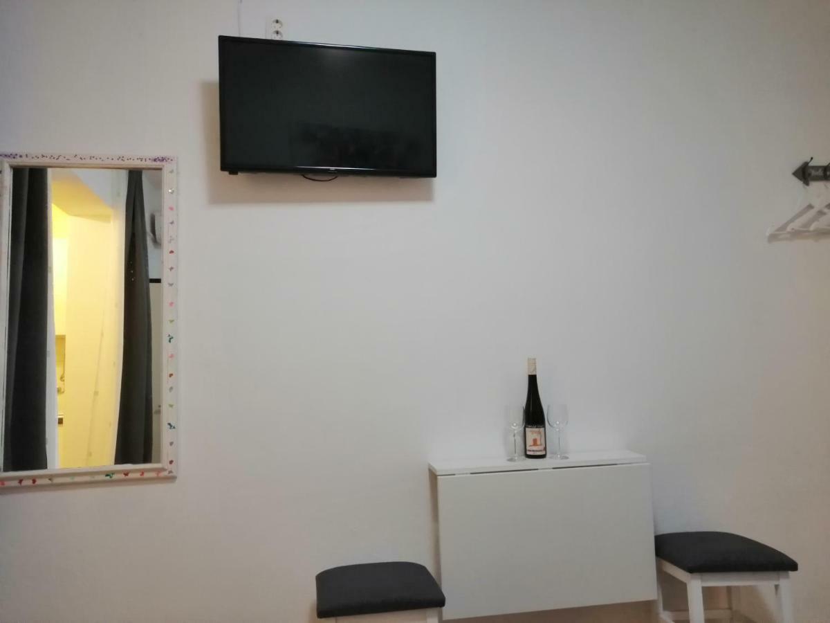 Apartmani Korina Starigrad Paklenica Dış mekan fotoğraf