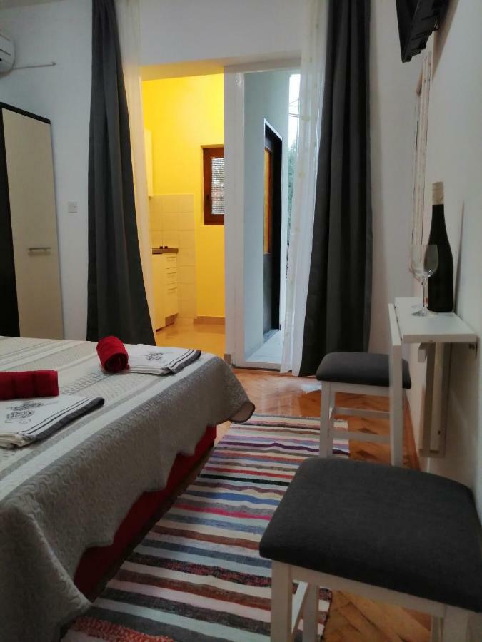 Apartmani Korina Starigrad Paklenica Dış mekan fotoğraf